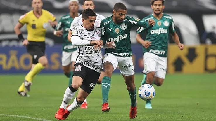 Palmeiras x Corinthians - Onde assistir, horário e escalações pelo Brasileirão