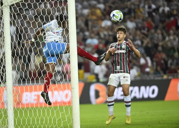 Bahia e Fluminense duelam em busca de objetivos diferentes no Brasileirão