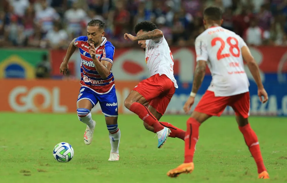 Bragantino e Fortaleza se enfrentam com objetivos bem diferentes